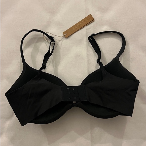 SKIMS ULTIMATE TEARDROP PUSH-UP BRA - Picture 2 of 3